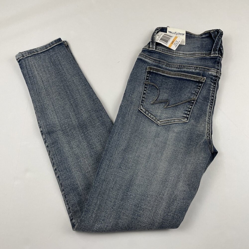 Wallflower The Sassy High Rise Skinny Jeans Women’s Size 7/28 Insta Soft
